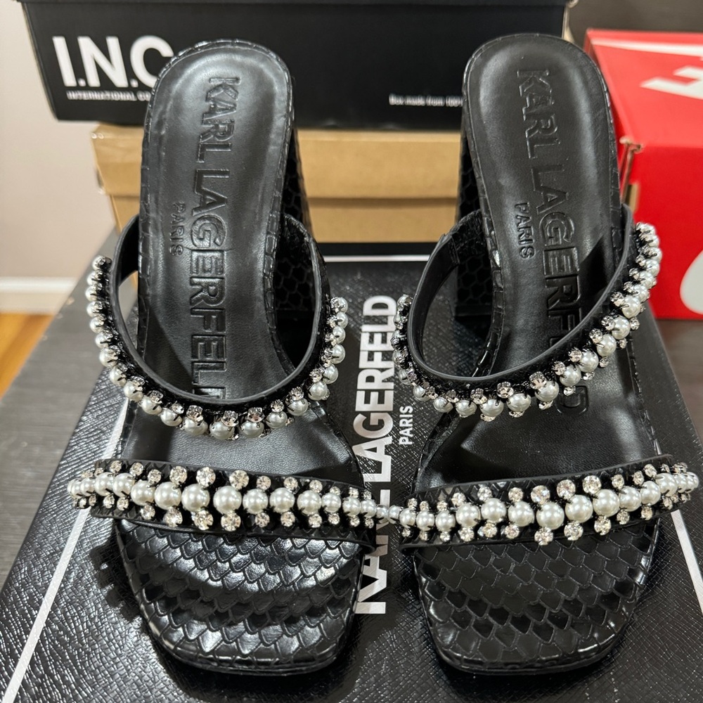 Karl Lagerfeld size 8
